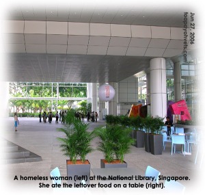 A homeless woman at the National Library, Singapore. toapayohvets.com 